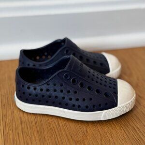 Natives Toddler Baby Shoes Size 5 Navy Blue Waterproof